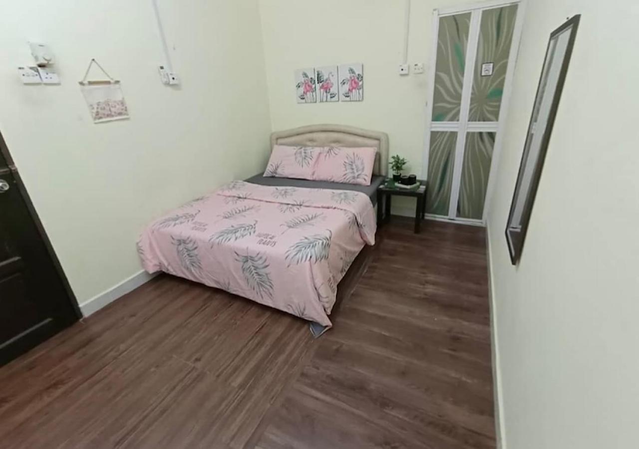 Roomstay Kuala Nerus Gated Parking - 6M To Beach & 15M To Drawbridge Kuala Terengganu Eksteriør bilde