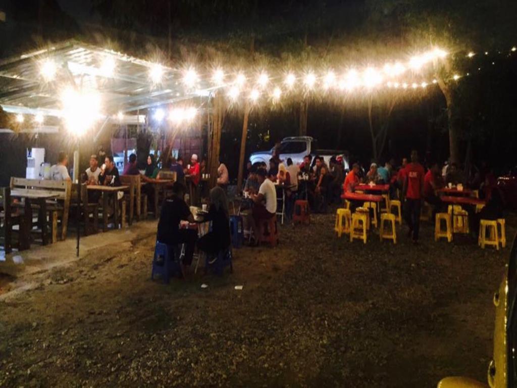 Roomstay Kuala Nerus Gated Parking - 6M To Beach & 15M To Drawbridge Kuala Terengganu Eksteriør bilde